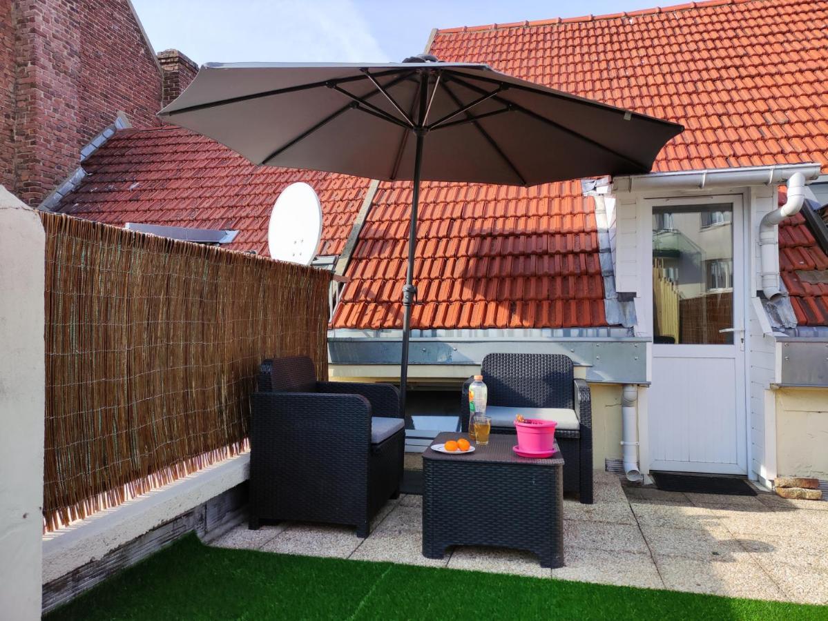 Joli Petit T2 Terrasse Proche Du Phare Calais Exterior foto